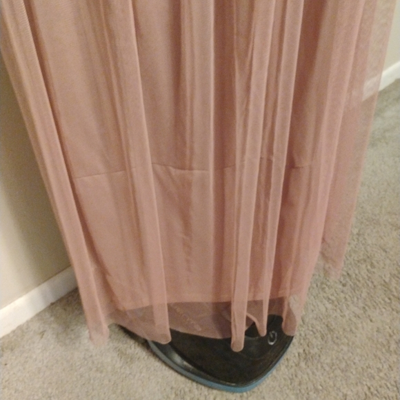 Lovely Grace Party Dress – Size L, Impeccable - Picture 8 of 13